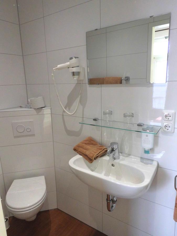 Hotel Seerose Wilhelmshaven Esterno foto