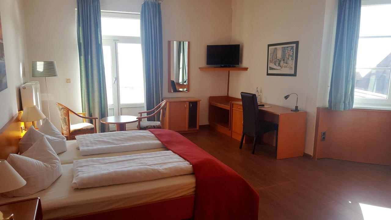 Hotel Seerose Wilhelmshaven Esterno foto